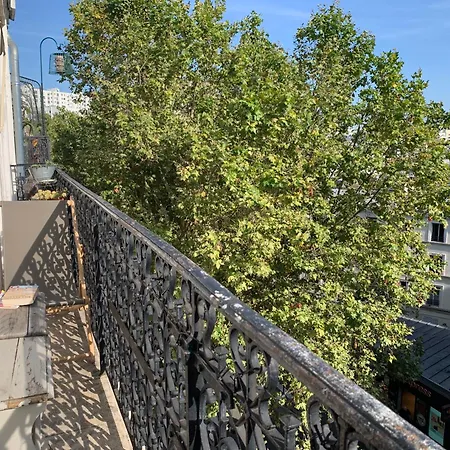 54m2 Quartier Jourdain 75020 Etage 5 Sans Ascenseur * París